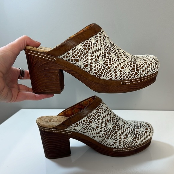 Korks Nora Crochet Clog Size 9 - Picture 13 of 13